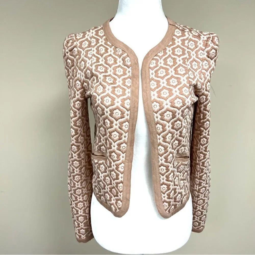 Frenchi cropped geometric blush colored jacket Sz XS/S